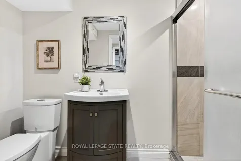 2233 Melissa Crescent Burlington ON L7P 3T4