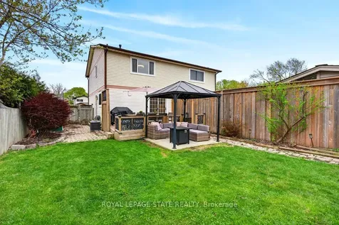 2233 Melissa Crescent Burlington ON L7P 3T4