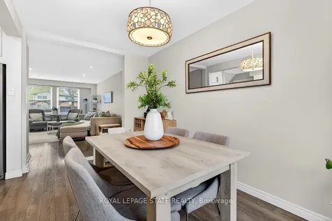 2233 Melissa Crescent Burlington ON L7P 3T4