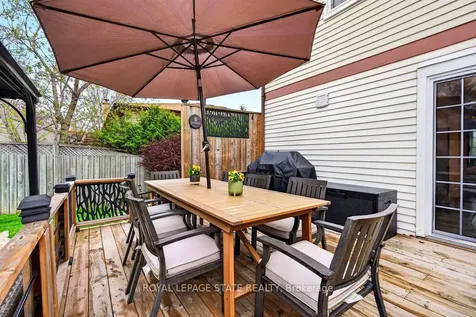 2233 Melissa Crescent Burlington ON L7P 3T4