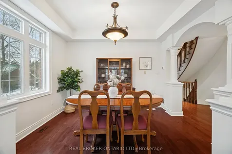 1583 Hallstone Road Brampton ON L6Y 5K8
