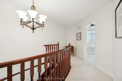 1583 Hallstone Road Brampton ON L6Y 5K8