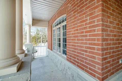 1583 Hallstone Road Brampton ON L6Y 5K8