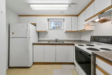 2175 Denise Road Mississauga ON L4X 1H9