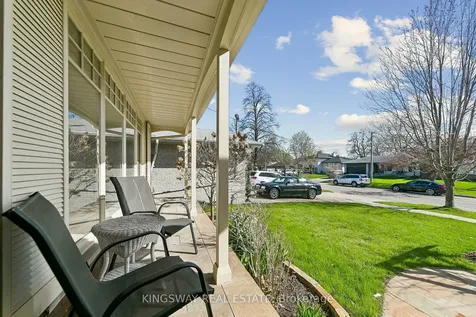 2175 Denise Road Mississauga ON L4X 1H9