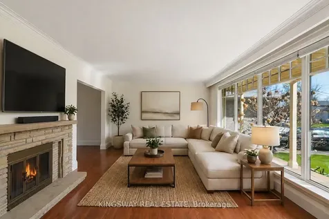 2175 Denise Road Mississauga ON L4X 1H9