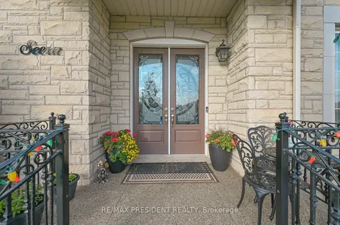 65 Parity Road Brampton ON L6X 5M8