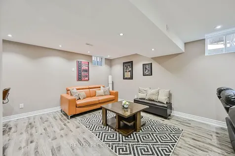 65 Parity Road Brampton ON L6X 5M8