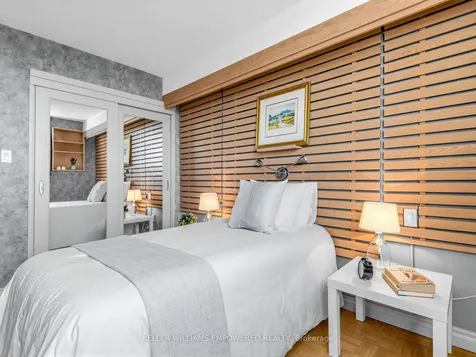 260 Scarlett Road Toronto ON M6N 4X6
