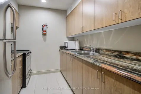 260 Scarlett Road Toronto ON M6N 4X6