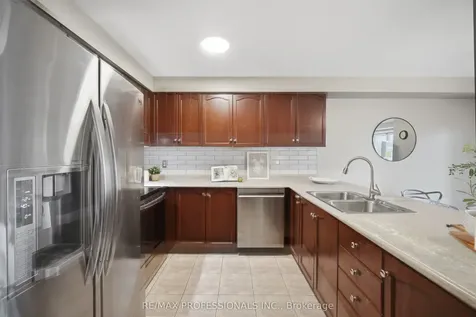 116 Dominion Gardens Drive Halton Hills ON L7G 6B4