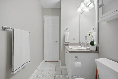 116 Dominion Gardens Drive Halton Hills ON L7G 6B4