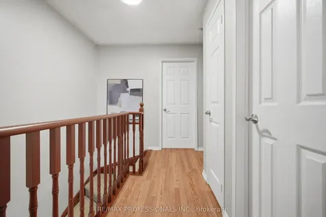 116 Dominion Gardens Drive Halton Hills ON L7G 6B4