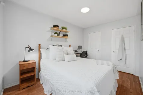 116 Dominion Gardens Drive Halton Hills ON L7G 6B4
