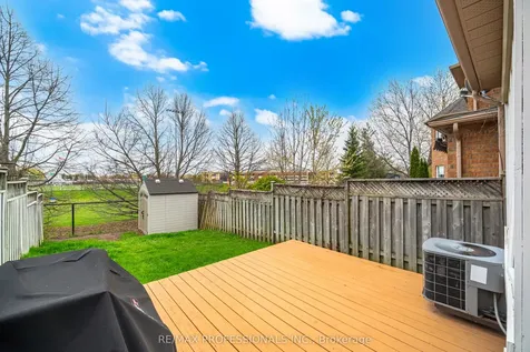 116 Dominion Gardens Drive Halton Hills ON L7G 6B4