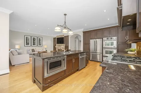 2373 Gamble Road Oakville ON L6H 7V6