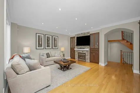 2373 Gamble Road Oakville ON L6H 7V6