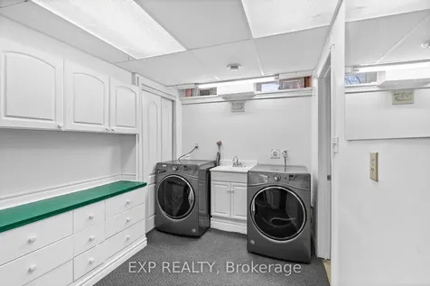 2555 Thomas Street Mississauga ON L5M 5P6