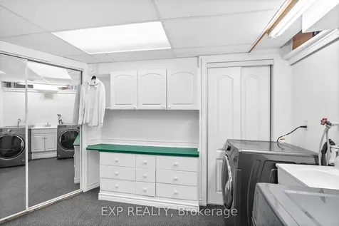2555 Thomas Street Mississauga ON L5M 5P6