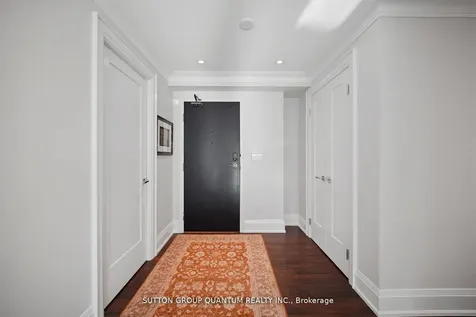 2170 Marine Drive Oakville ON L6L 5V1