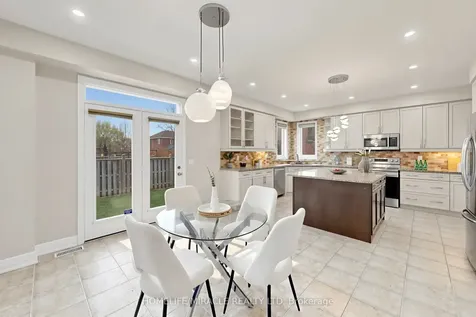 148 Holloway Terrace Milton ON L9T 0R6