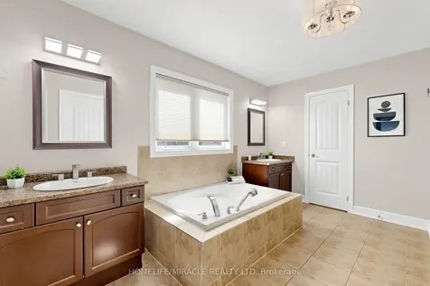 148 Holloway Terrace Milton ON L9T 0R6