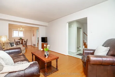 64 Dalraith Crescent Brampton ON L6T 2X5