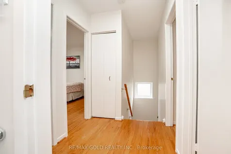 64 Dalraith Crescent Brampton ON L6T 2X5