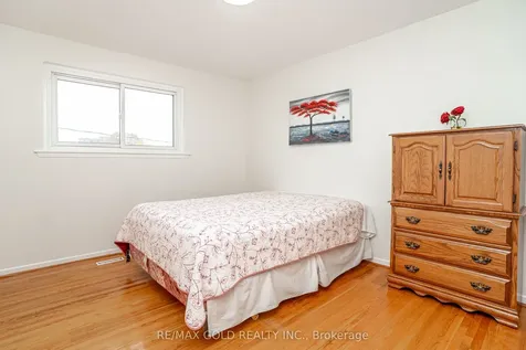 64 Dalraith Crescent Brampton ON L6T 2X5