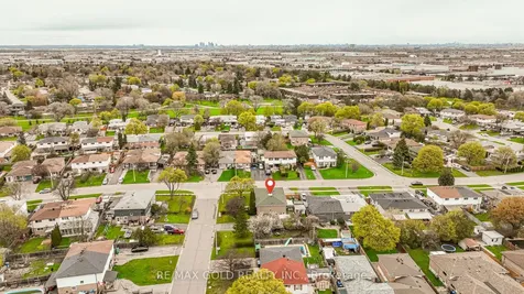 64 Dalraith Crescent Brampton ON L6T 2X5