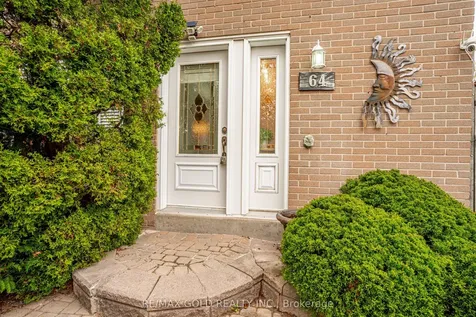 64 Dalraith Crescent Brampton ON L6T 2X5