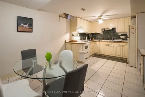 2057 Wincanton Crescent Mississauga ON L5M 3E4