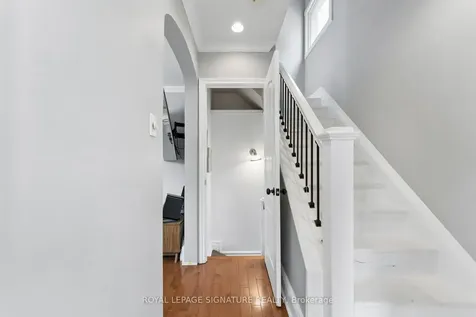 71 English Street Brampton ON L6X 1L5