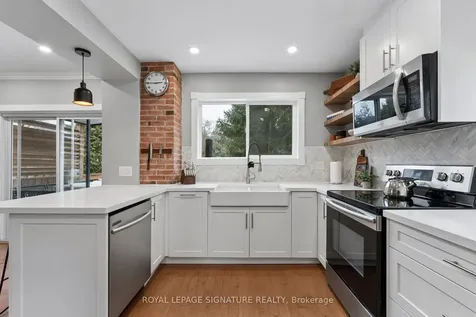 71 English Street Brampton ON L6X 1L5