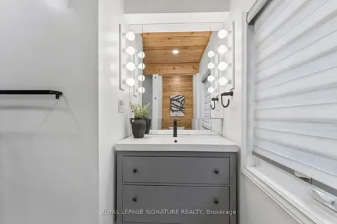 71 English Street Brampton ON L6X 1L5