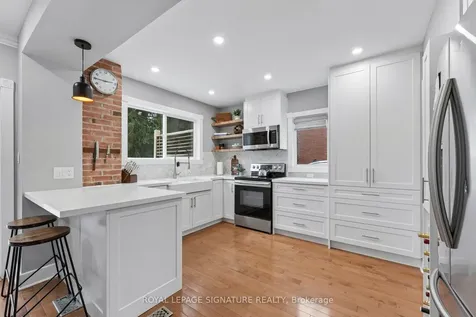 71 English Street Brampton ON L6X 1L5
