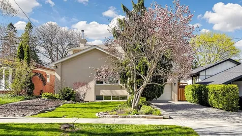 6 Hedges Boulevard Toronto ON M9B 3C2