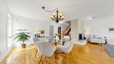 6 Hedges Boulevard Toronto ON M9B 3C2