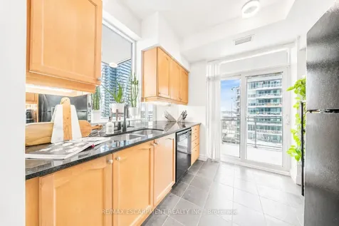 58 Marine Parade Drive Toronto ON M8V 4G1