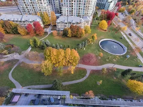 58 Marine Parade Drive Toronto ON M8V 4G1
