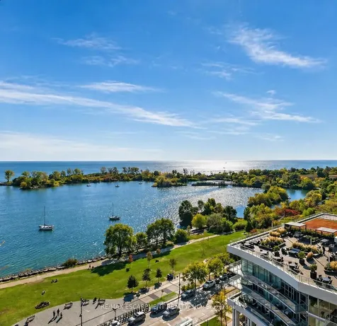 58 Marine Parade Drive Toronto ON M8V 4G1