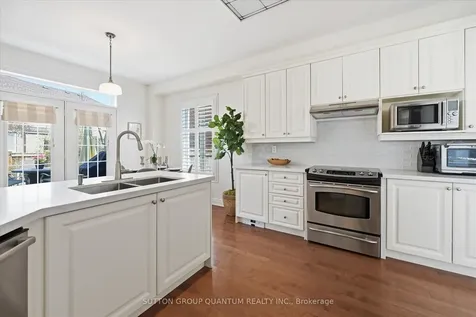 287 Turning Leaf Road Oakville ON L6L 6V5