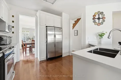 287 Turning Leaf Road Oakville ON L6L 6V5