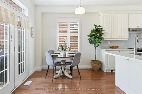 287 Turning Leaf Road Oakville ON L6L 6V5