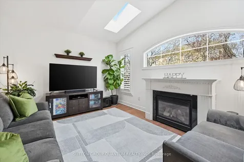 287 Turning Leaf Road Oakville ON L6L 6V5