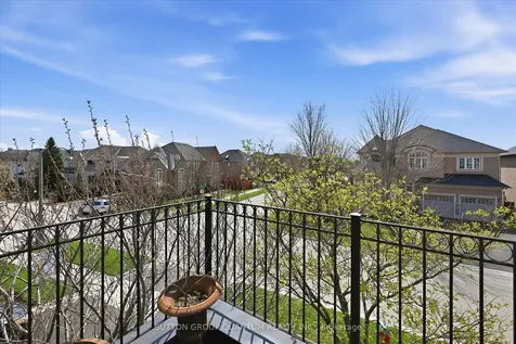 287 Turning Leaf Road Oakville ON L6L 6V5