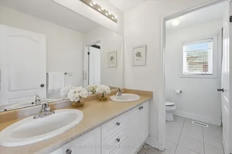 287 Turning Leaf Road Oakville ON L6L 6V5