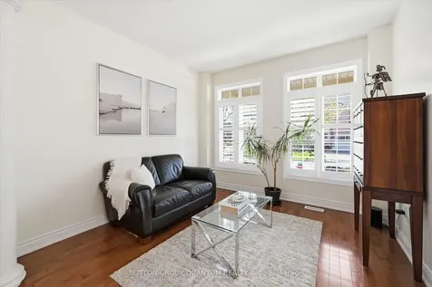 287 Turning Leaf Road Oakville ON L6L 6V5