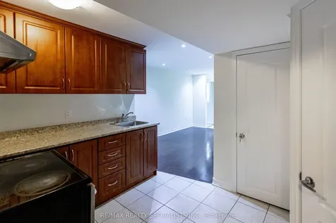 5085 Churchill Meadows Boulevard Mississauga ON L5M 8A1