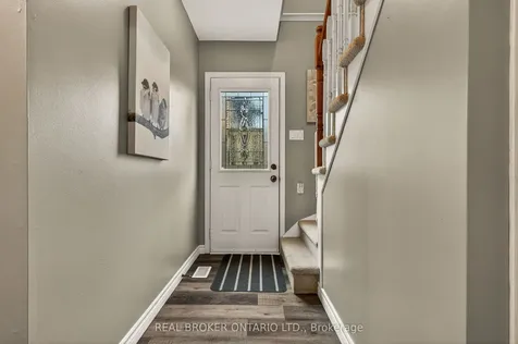 5119 Cherryhill Crescent Burlington ON L7L 4B8